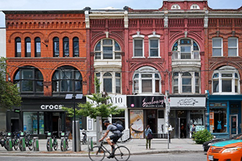 Toronto, ON